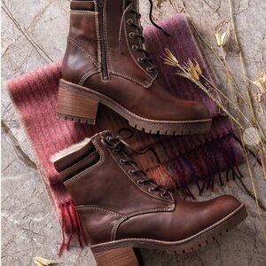 Overland Mustang Shearling-lined, Water-Resistant Leather Boots